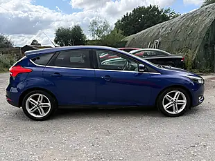 Used Ford Focus Titanium - Interior and Exterior details 7