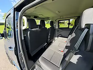 Used Ford Transit Custom Limited Crew Van Blue Metallic - Interior and Exterior details 13
