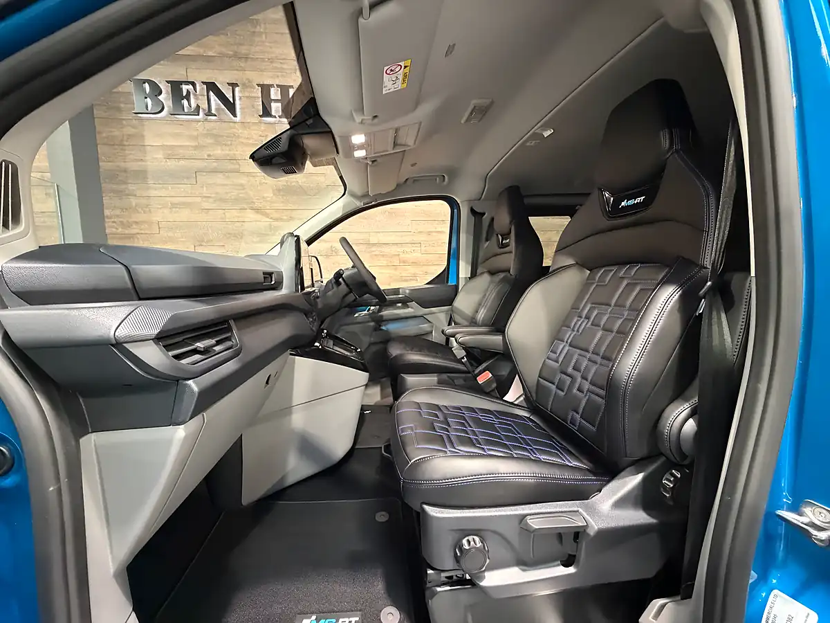 Used Ford Transit Custom Ms-Rt Blue - Interior and Exterior details 10
