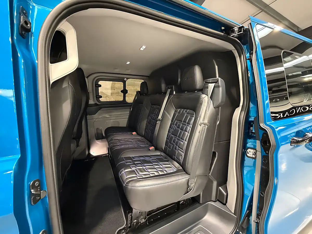 Used Ford Transit Custom Ms-Rt Blue - Interior and Exterior details 12
