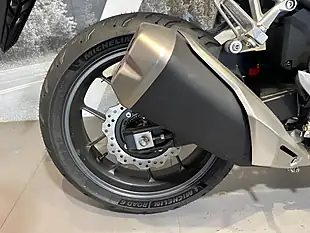 Used Honda CB500 Hornet Grey - Interior and Exterior details 5