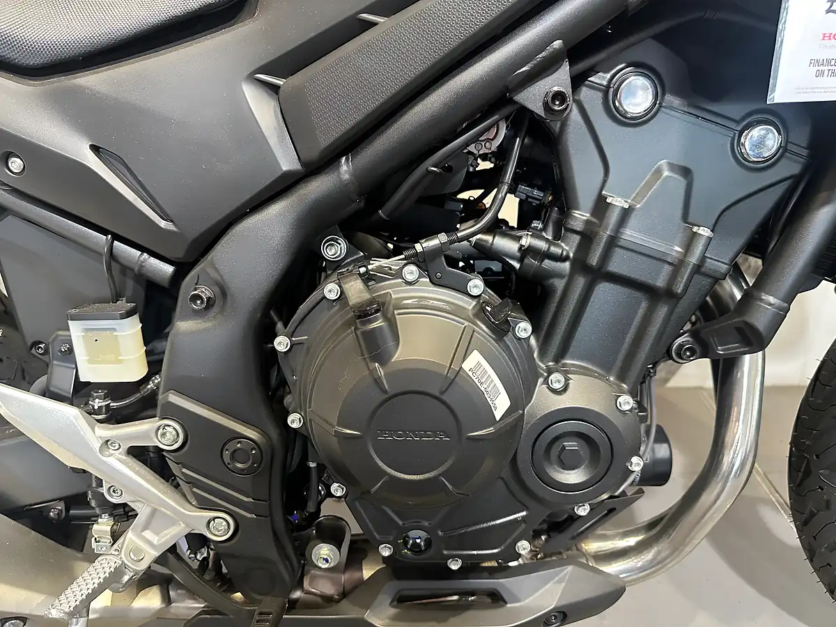 Used Honda CB500 Hornet Grey - Interior and Exterior details 6