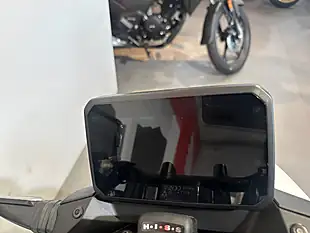 Used Honda CB750 Hornet White - Interior and Exterior details 10