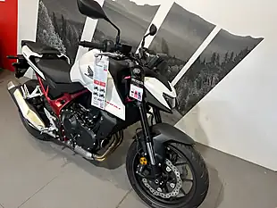 Used Honda CB750 Hornet White - Interior and Exterior details 3