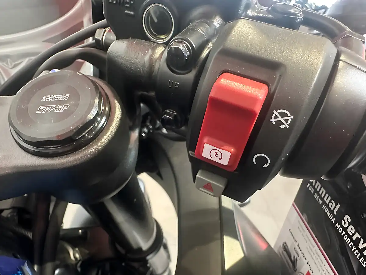 Used Honda CBR650R Black - Interior and Exterior details 14