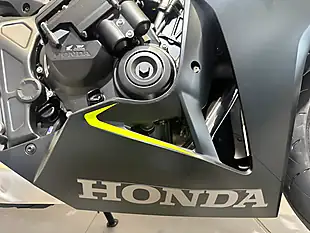 Used Honda CBR650R Black - Interior and Exterior details 7