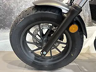 Used Honda CMX500 Rebel Green - Interior and Exterior details 17
