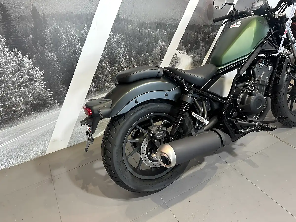 Used Honda CMX500 Rebel Green - Interior and Exterior details 3