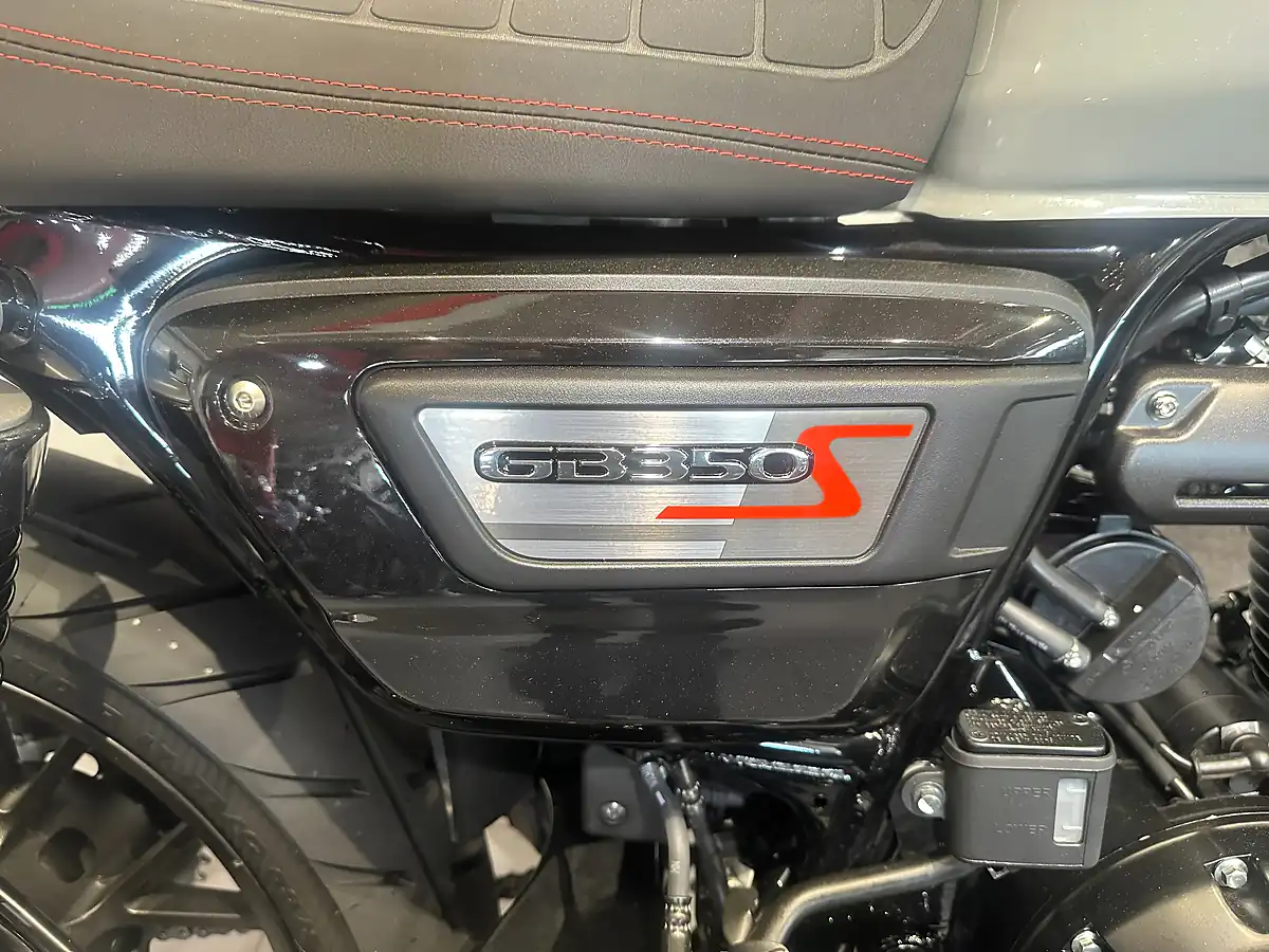 Used Honda GB350S Black, Grey and Blue - Interior and Exterior details 6
