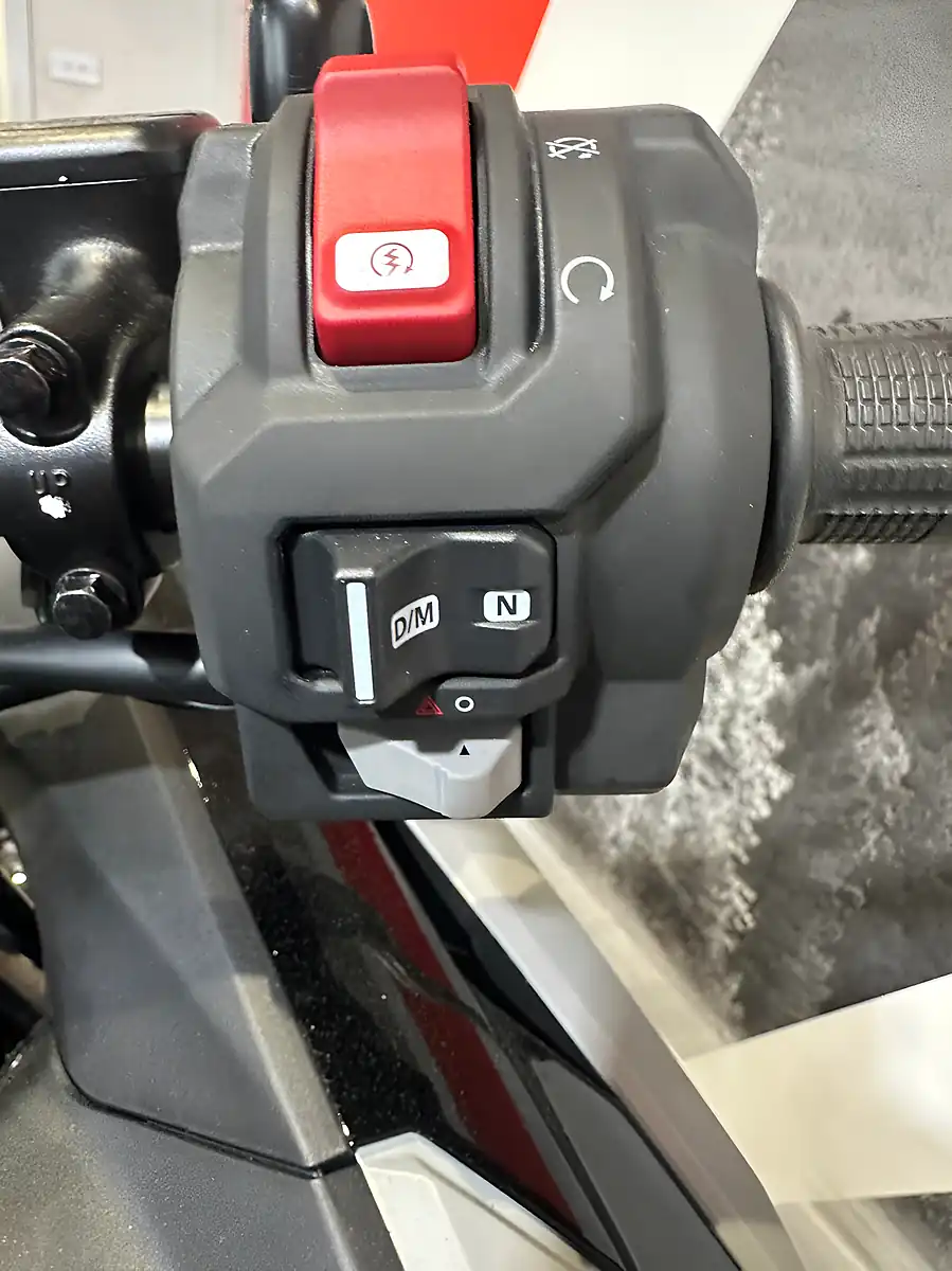 Used Honda NC750X Beige - Interior and Exterior details 11