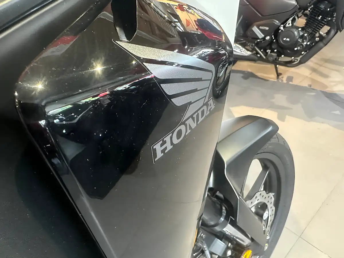 Used Honda NX500 Black - Interior and Exterior details 7