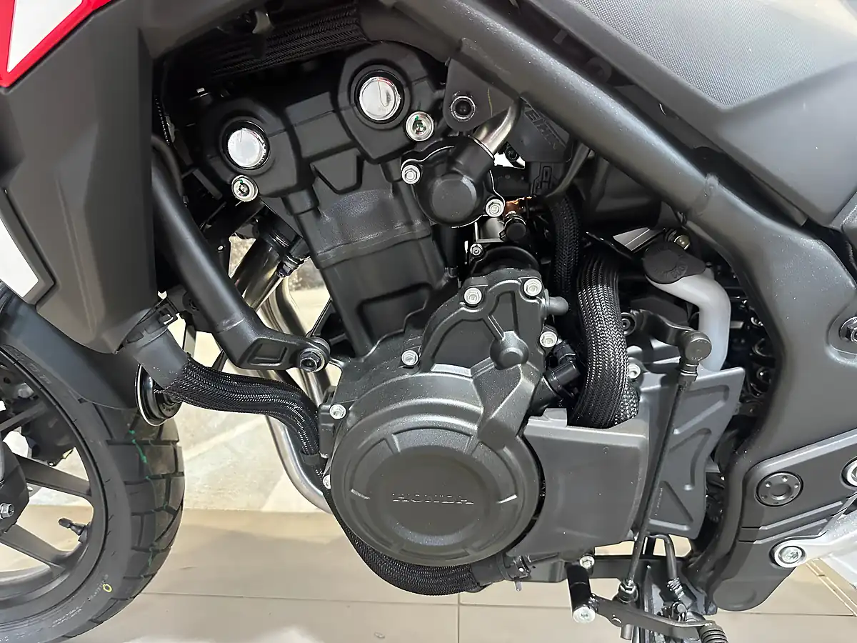 Used Honda NX500 Red - Interior and Exterior details 18