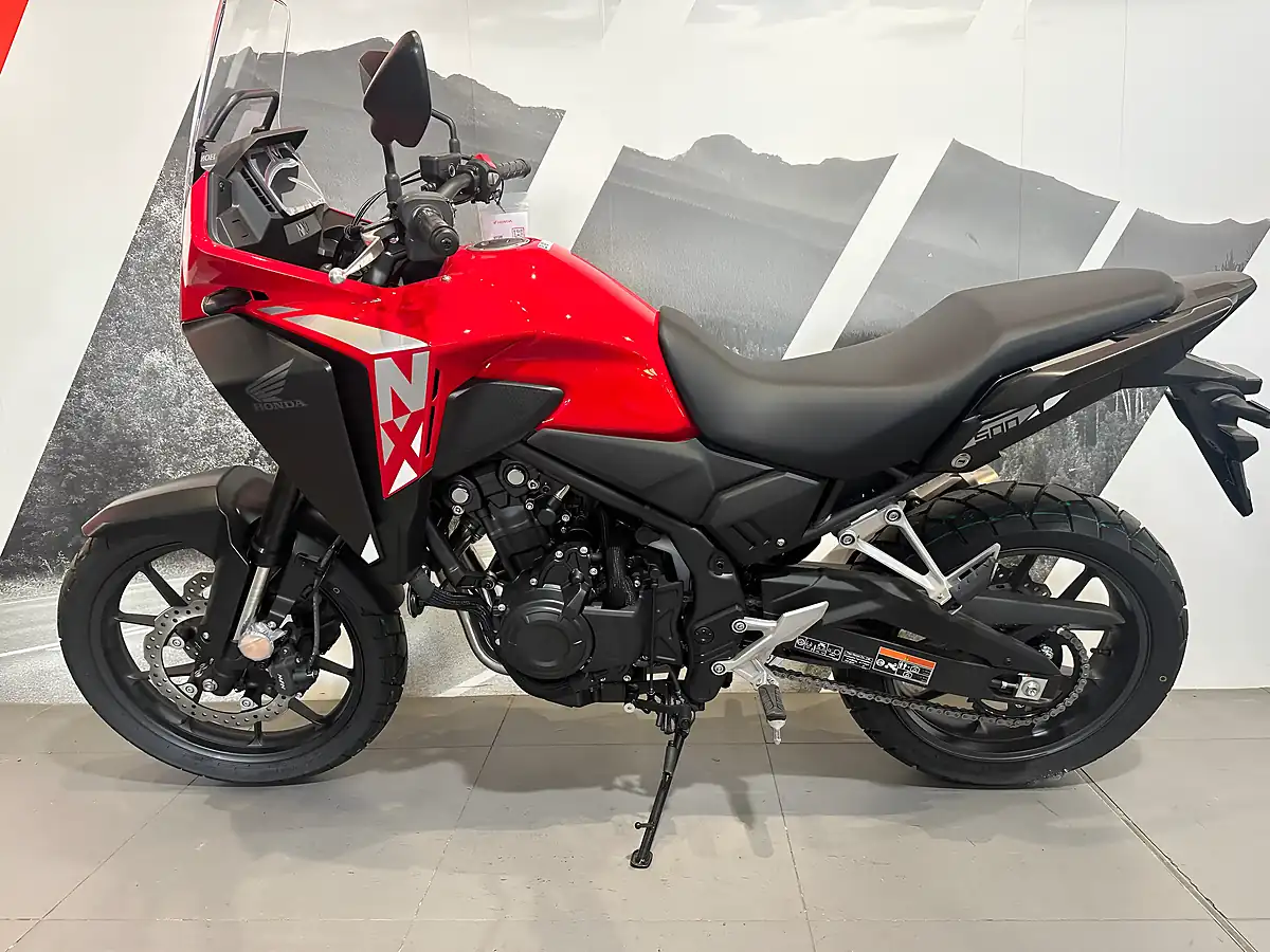 Used Honda NX500 Red - Interior and Exterior details 2