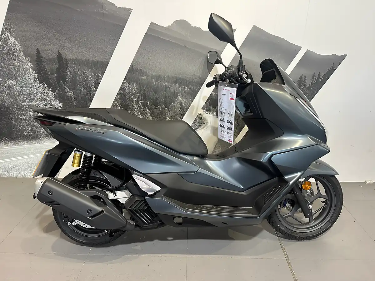 Used Honda Pcx 125 Grey - Front View