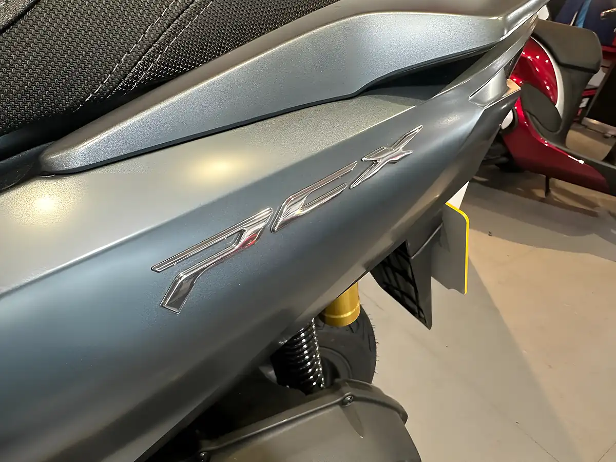 Used Honda Pcx 125 Grey - Interior and Exterior details 12