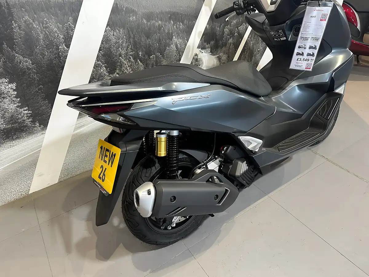 Used Honda Pcx 125 Grey - Interior and Exterior details 3