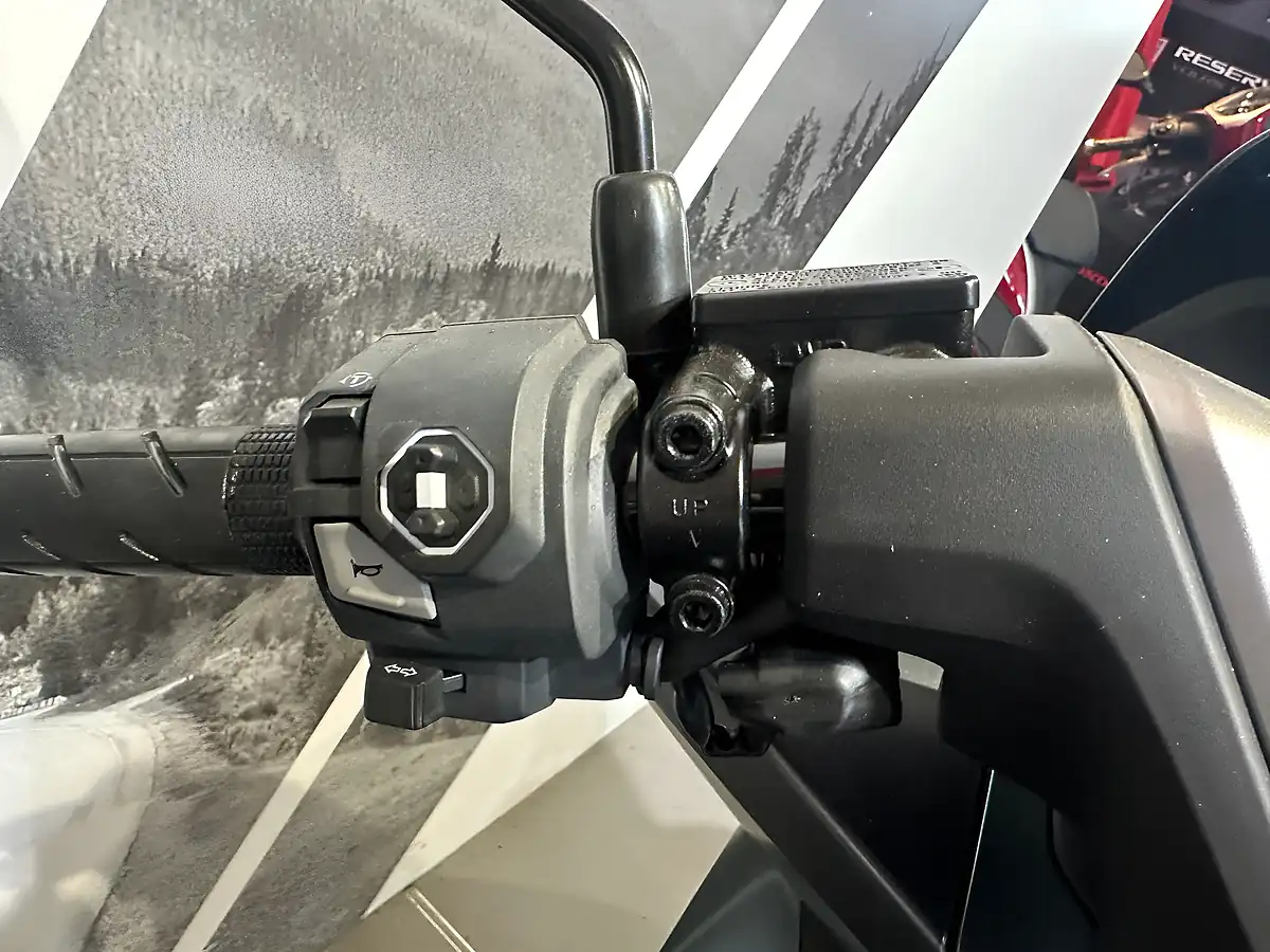 Used Honda Pcx 125 Grey - Interior and Exterior details 6