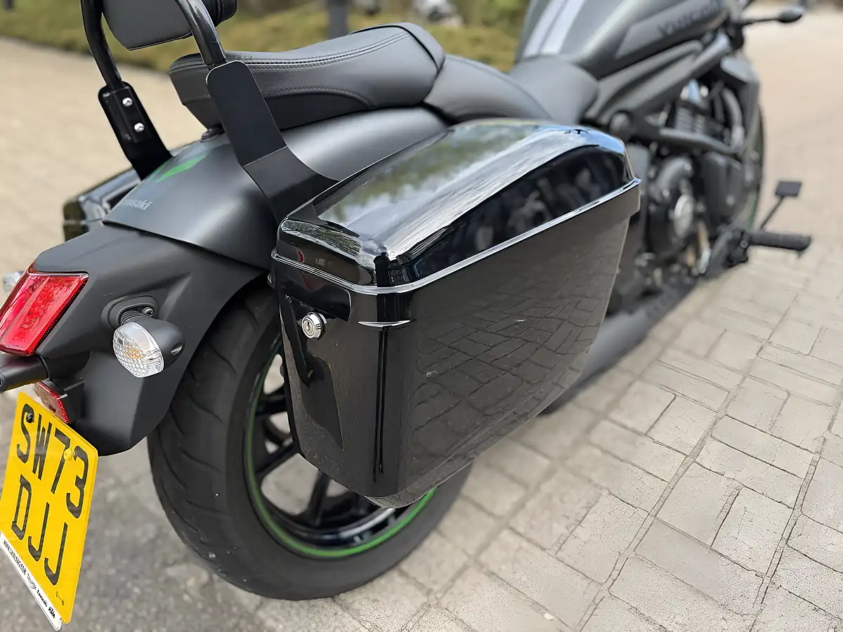 Used Kawasaki Vulcan 650 Matt Finish - Interior and Exterior details 13