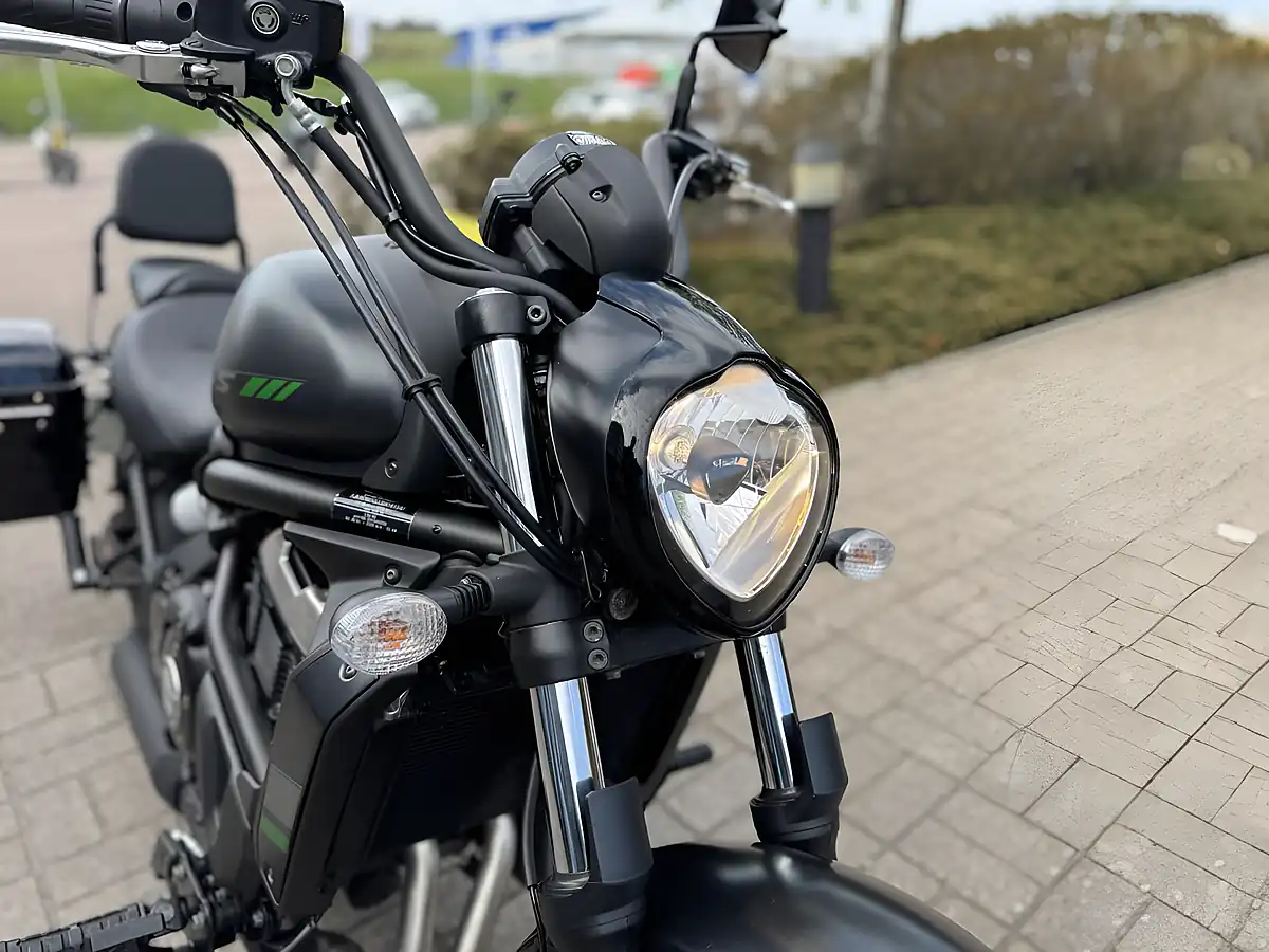 Used Kawasaki Vulcan 650 Matt Finish - Interior and Exterior details 17