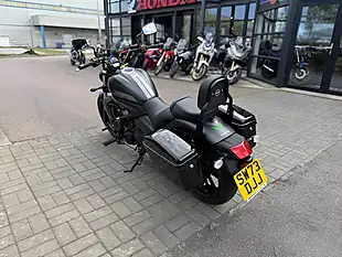 Used Kawasaki Vulcan 650 Matt Finish - Interior and Exterior details 7