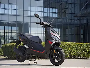 Used Kawasaki Z400 - Interior and Exterior details 2