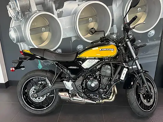 Kawasaki Z650 RS Naked