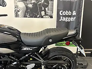 Used Kawasaki Z900 RS Naked Black - Interior and Exterior details 16