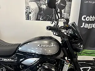 Used Kawasaki Z900 RS Naked Black - Interior and Exterior details 6