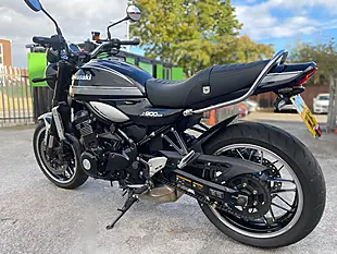 Used Kawasaki Z900RS Black Metallic - Interior and Exterior details 4