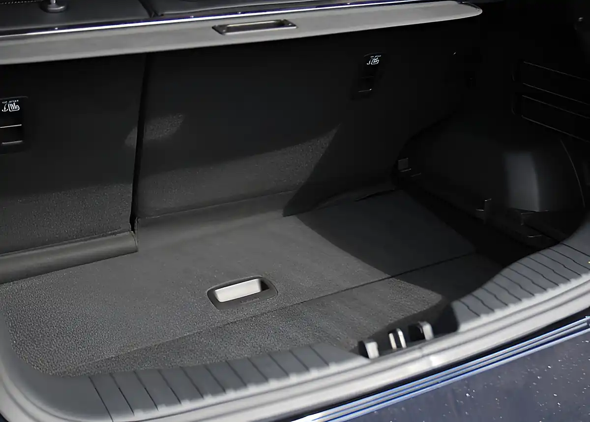 Used KGM Tivoli K40 Dandy Blue - Interior and Exterior details 9