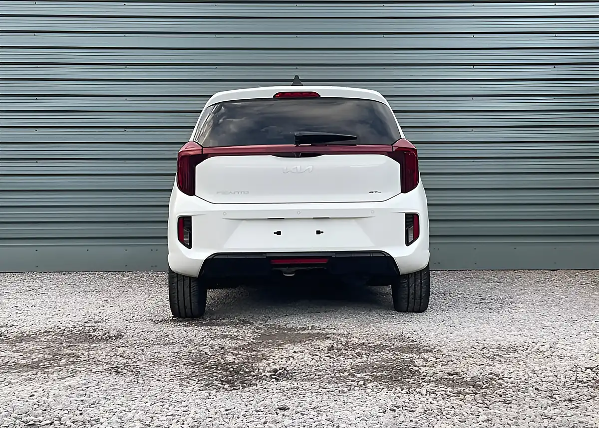 Used Kia Picanto GT-Line White - Interior and Exterior details 10