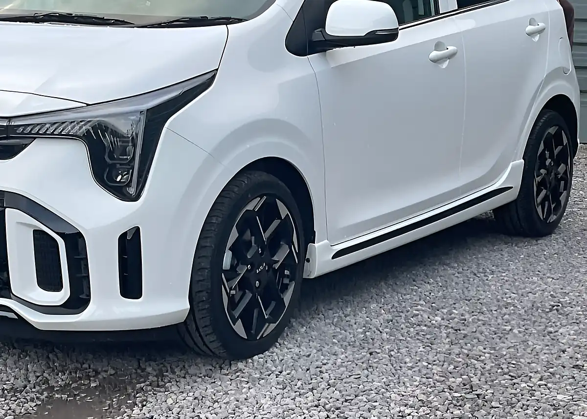 Used Kia Picanto GT-Line White - Interior and Exterior details 6