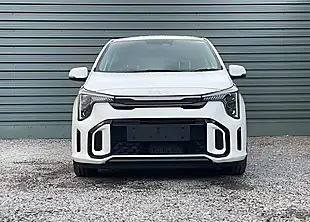 Used Kia Picanto GT-Line White - Interior and Exterior details 7