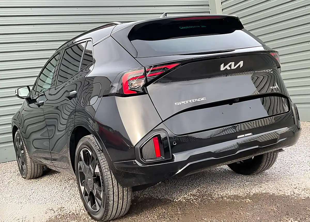 Used Kia Sportage GT-Line Black - Interior and Exterior details 10