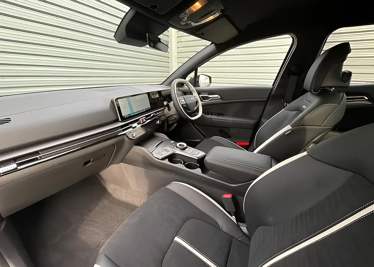 Used Kia Sportage GT-Line Black - Interior and Exterior details 11