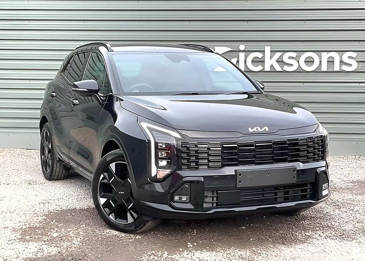Used Kia Sportage GT-Line Black - Front View