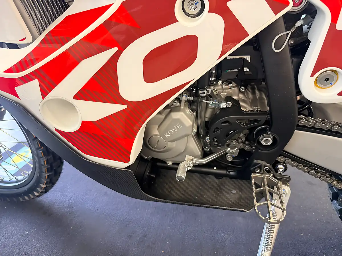Used Kove 450 Rally Regular Edition Red - Interior and Exterior details 7