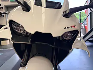Used Kove 450RR Raven Black Metallic - Interior and Exterior details 18