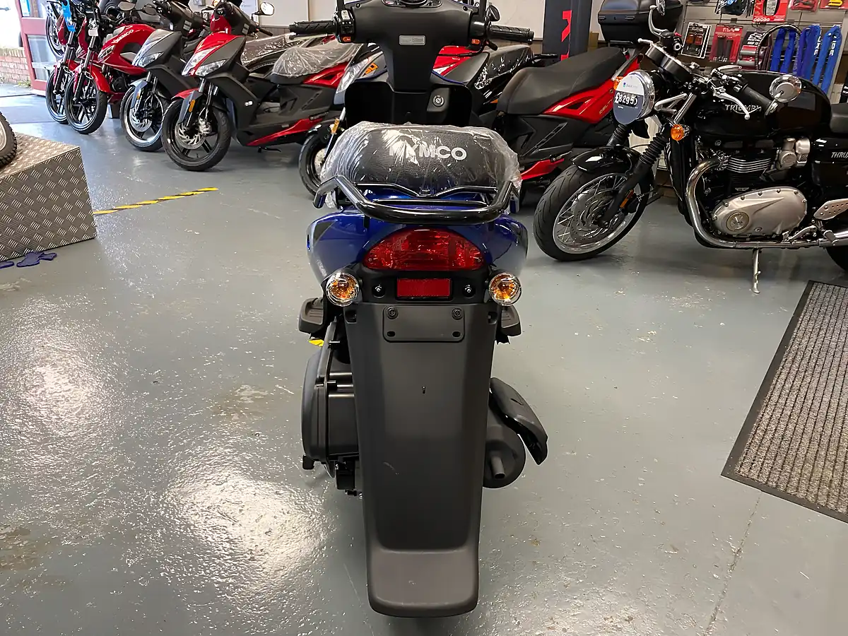 Used Kymco Agility - Interior and Exterior details 11