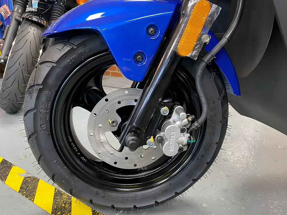 Used Kymco Agility - Interior and Exterior details 6