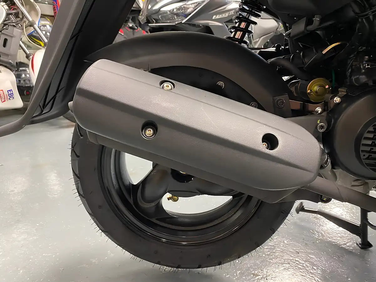 Used Kymco Agility - Interior and Exterior details 9