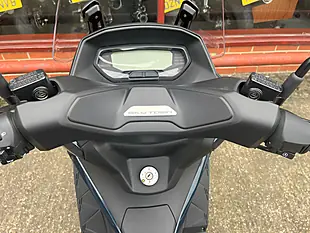 Used Kymco Skytown - Interior and Exterior details 9
