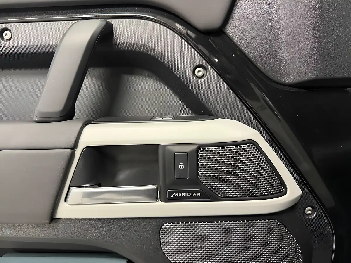 Used Land Rover Defender 110 Xs Edition Santorini Black - Interior and Exterior details 19