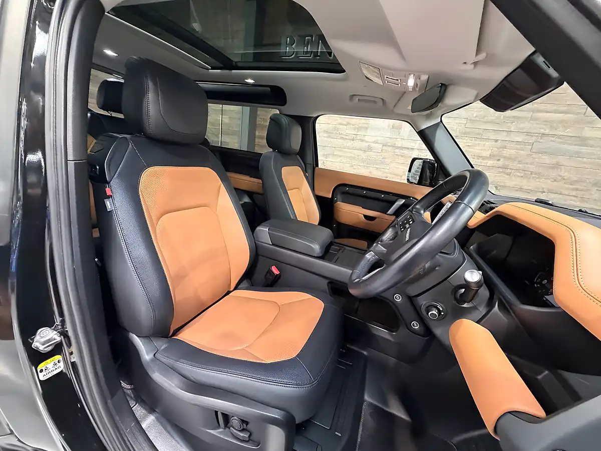 Used Land Rover Defender X-Dynamic Hse Black - Interior and Exterior details 10