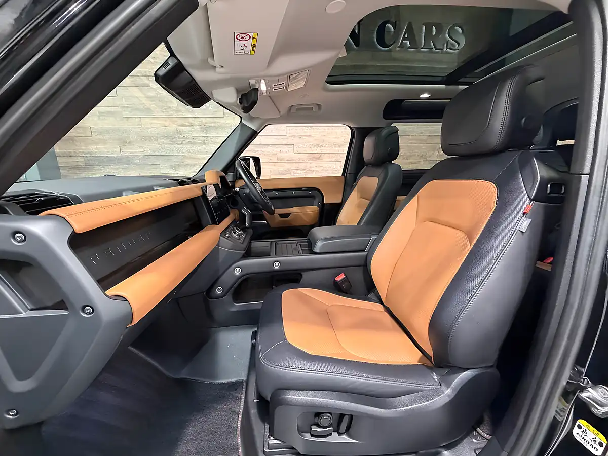 Used Land Rover Defender X-Dynamic Hse Black - Interior and Exterior details 12