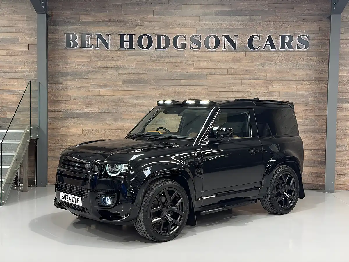 Used Land Rover Defender X-Dynamic Hse Black - Interior and Exterior details 2