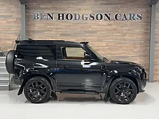 Used Land Rover Defender X-Dynamic Hse Black - Interior and Exterior details 7