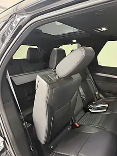 Used Land Rover Discovery R-Dynamic Hse Santorini Black Metallic - Interior and Exterior details 13