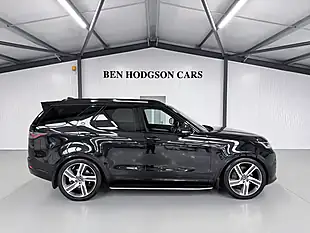 Used Land Rover Discovery R-Dynamic Hse Santorini Black Metallic - Interior and Exterior details 5