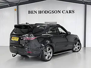 Used Land Rover Discovery R-Dynamic Hse Santorini Black Metallic - Interior and Exterior details 7